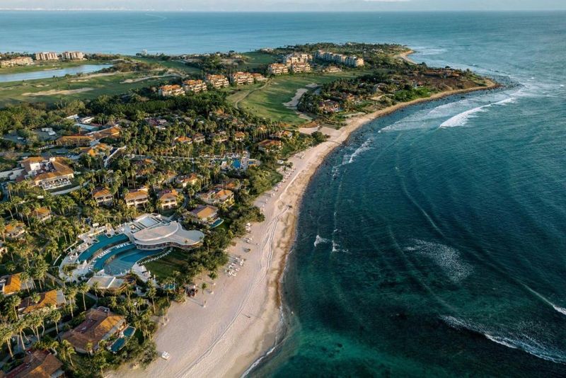 The St. Regis Punta Mita Resort – Nayarit