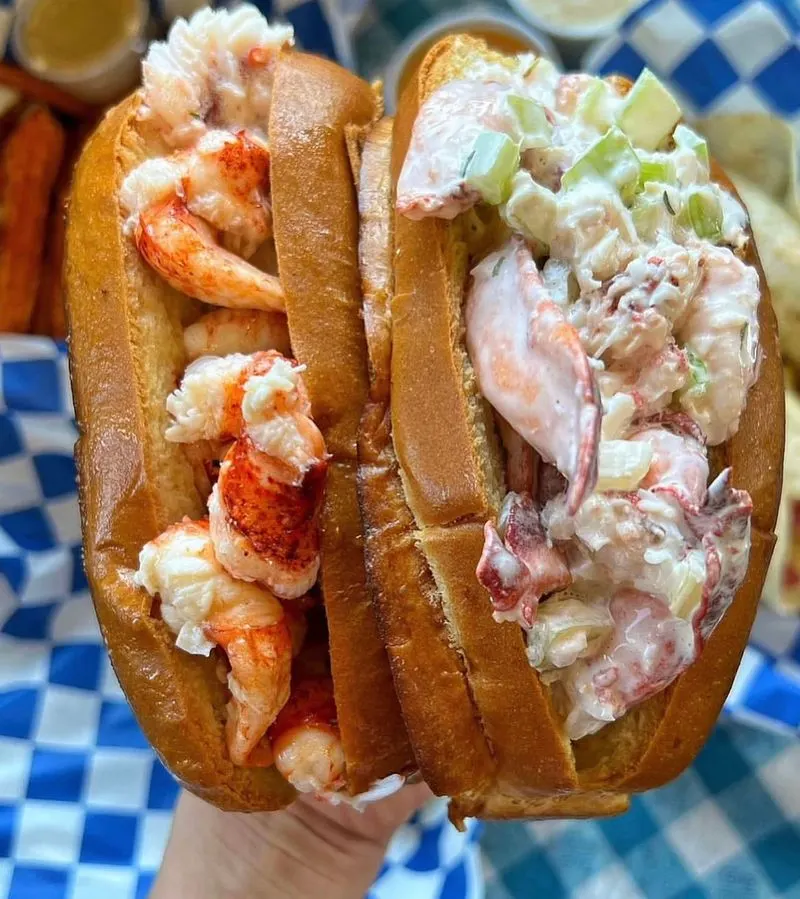 DJ’s Clam Shack