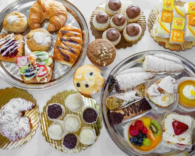 Maurice French Pastries