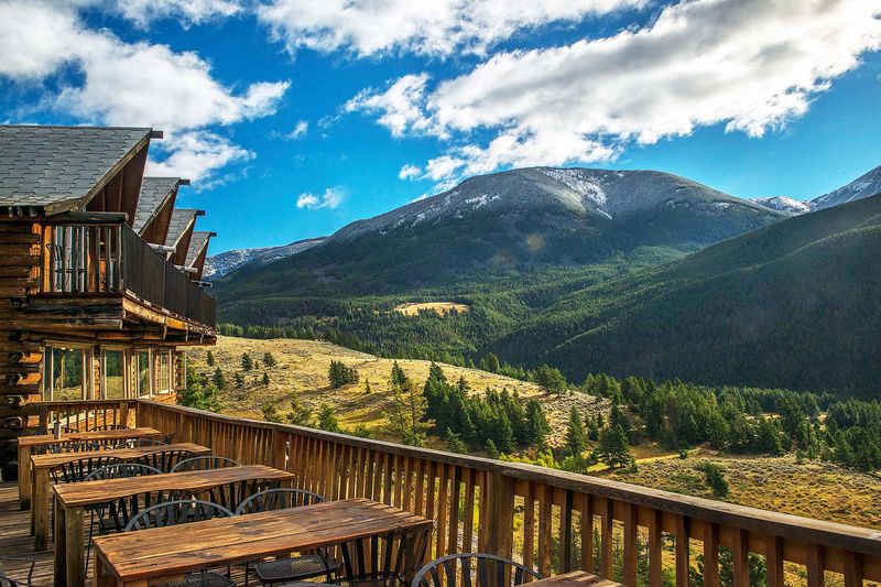 Hawley Mountain Guest Ranch - Mc Leod, MT