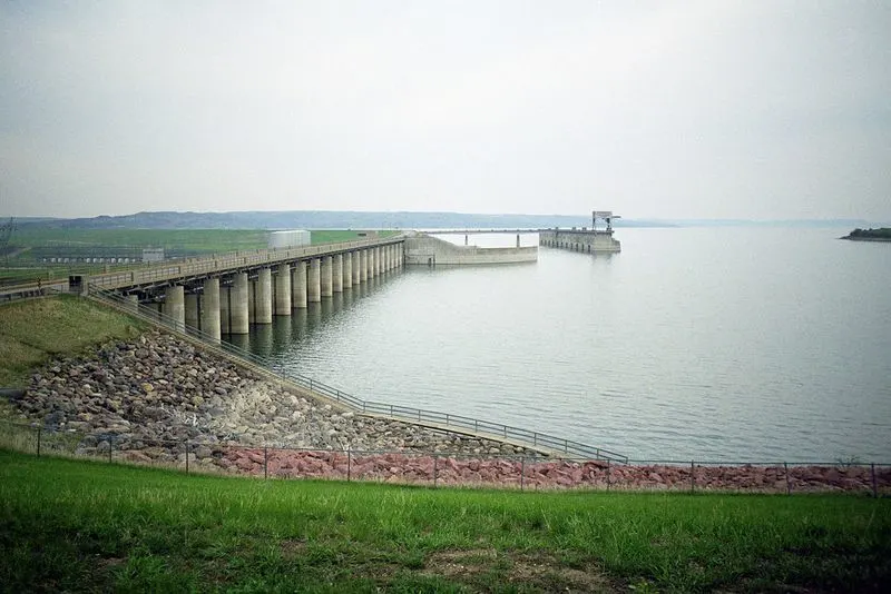 Fort Randall Dam