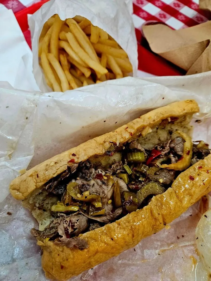 Luke’s / Luke’s Italian Beef