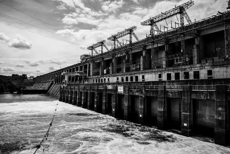 Bagnell Dam