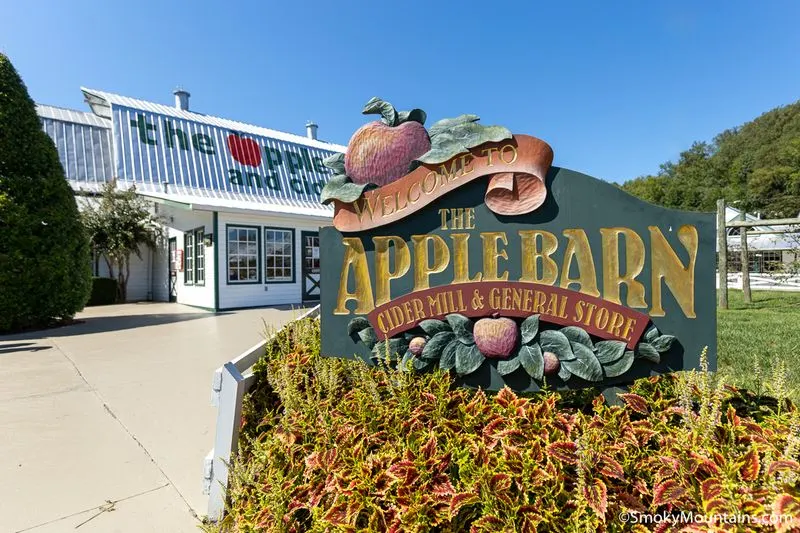 The Apple Barn & Cider Mill (Sevierville, TN)