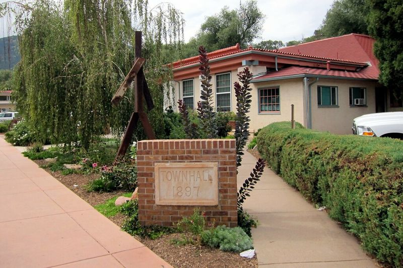 Manitou Springs