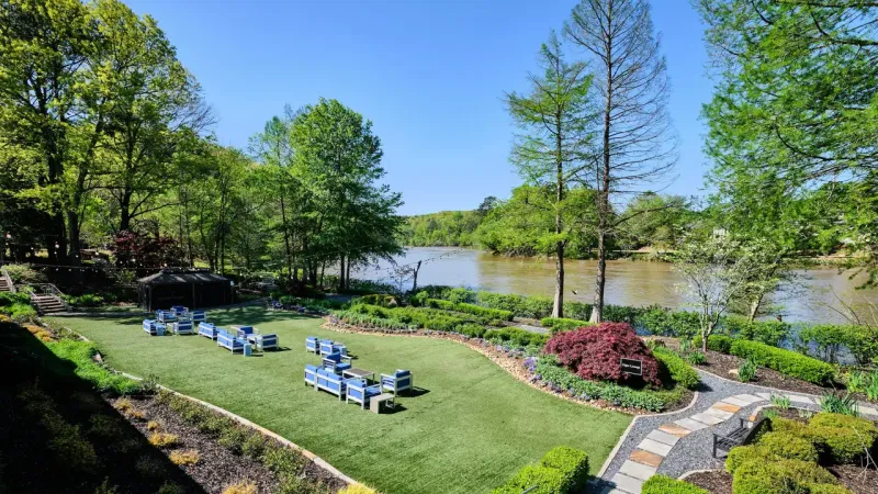 Ray’s on the River — Sandy Springs (Atlanta area)