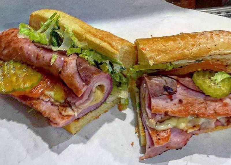 Gino’s Deli Stop N Buy (San Antonio)