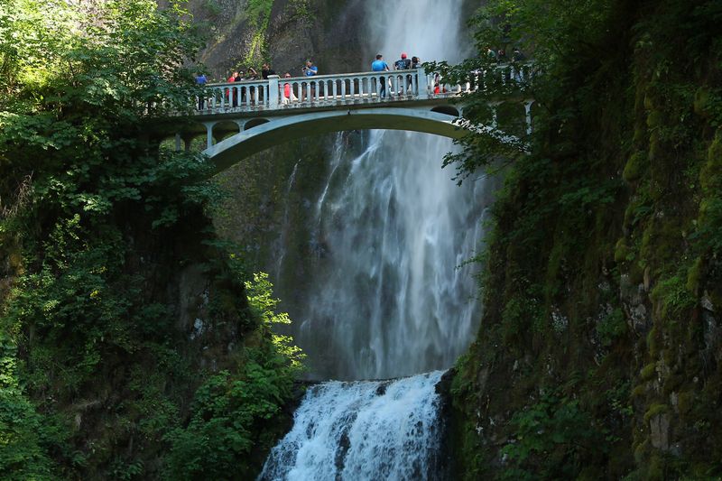 Multnomah Falls Footbridge