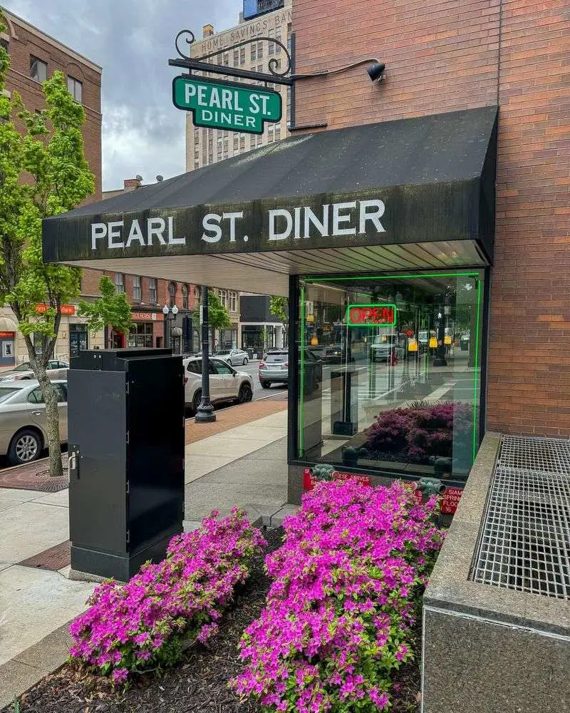 Pearl Street Diner
