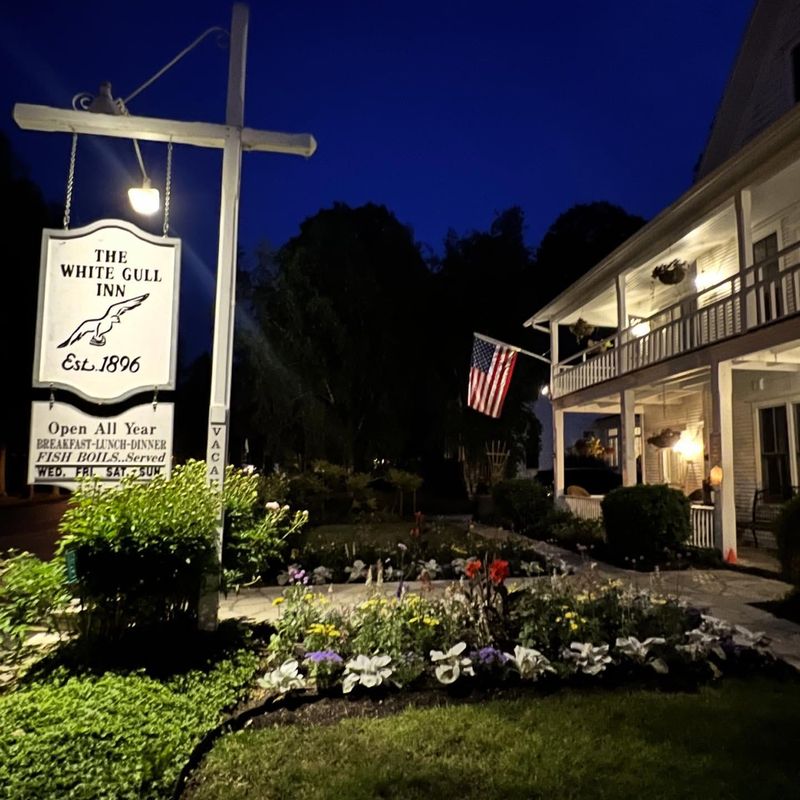 White Gull Inn – Fish Boil, Door County, WI