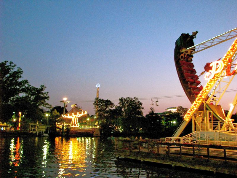 Lake Winnepesaukah – Rossville, Georgia