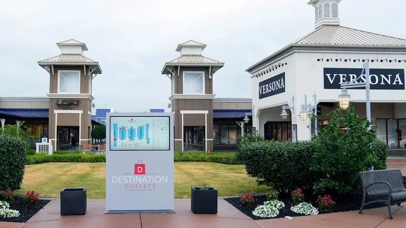 Tanger Outlets – Jeffersonville (Jeffersonville)