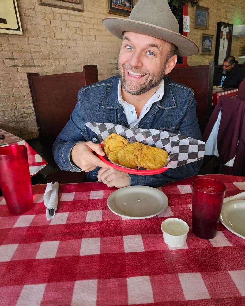 Texan Café & Pie Shop – Hutto, TX