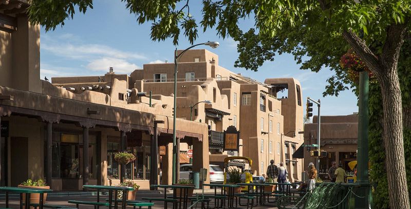 Historic Hotels in Santa Fe, New Mexico