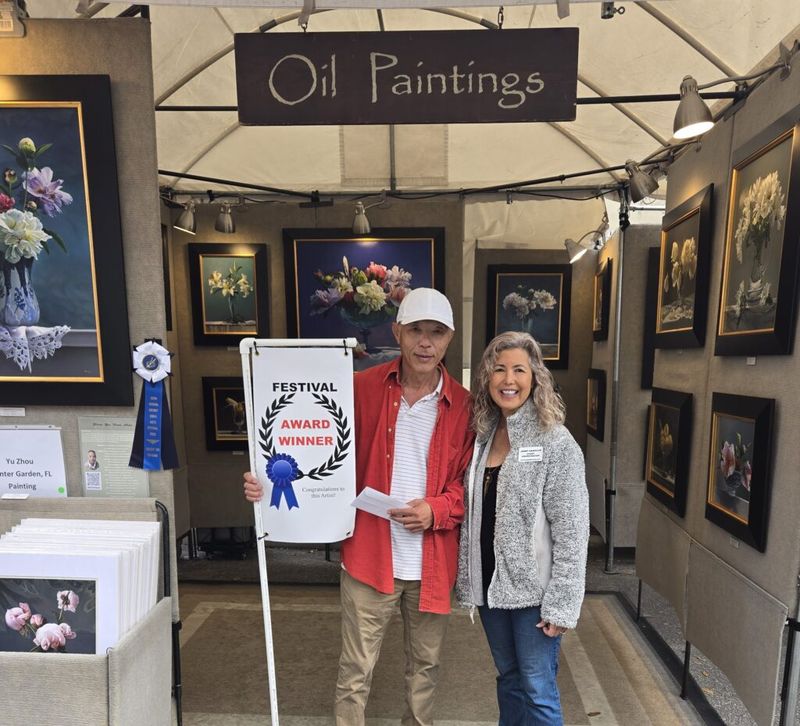 Stroll Through the Mount Dora Art Festival