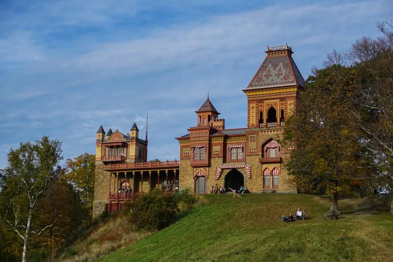 Visit Hudson for a Taste of History and Art