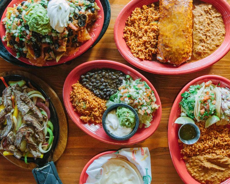 Los Agaves Mexican Grill – Iowa City