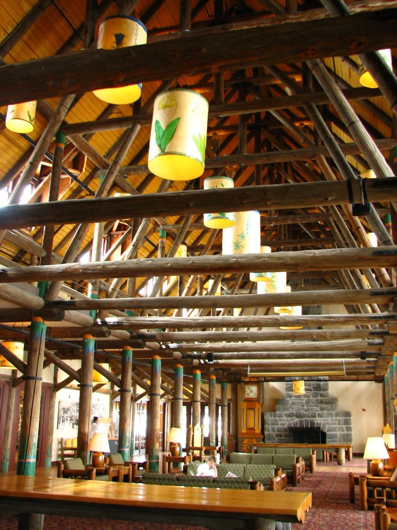 Paradise Inn
