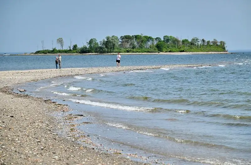 Silver Sands State Park