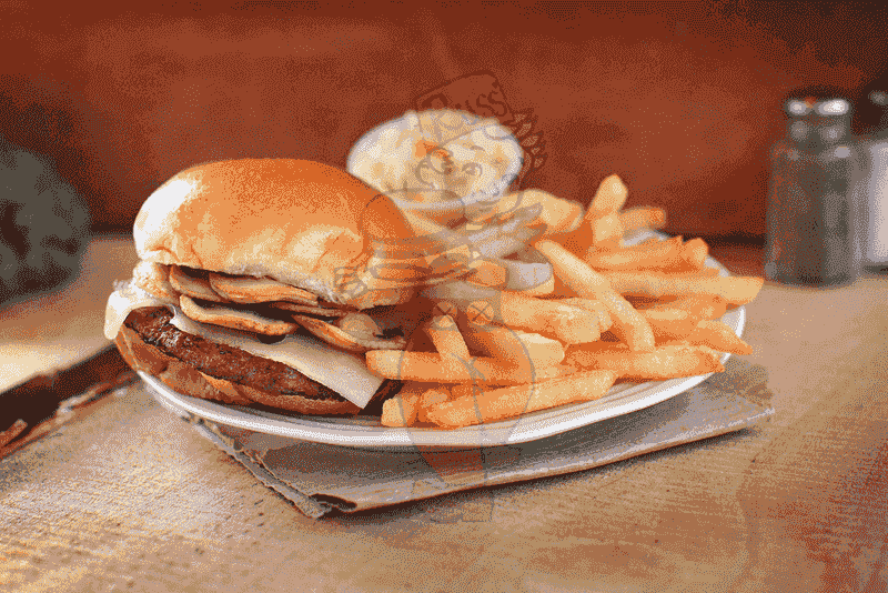 Russ’ Restaurant – Grand Rapids