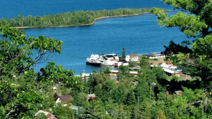 For Anyone Tired of Chain Stores, These 9 Michigan Upper Peninsula Towns Have Zero Starbucks or McDonald’s