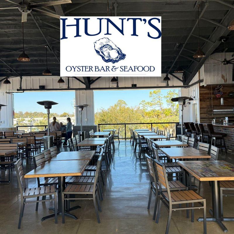 Hunt’s Oyster Bar & Seafood — Panama City / Bay County