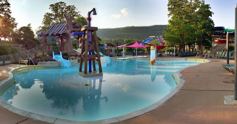 Magic Springs & Crystal Falls – Hot Springs, Arkansas