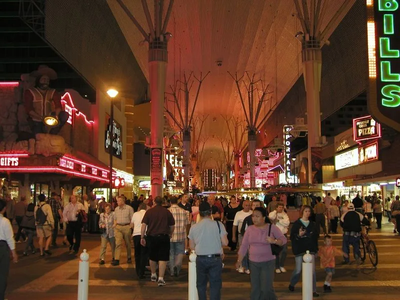 Jaywalking on the Strip