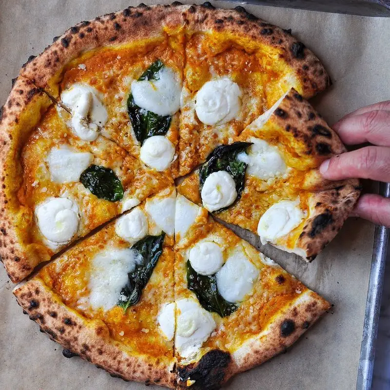 Inizio Pizza Napoletana