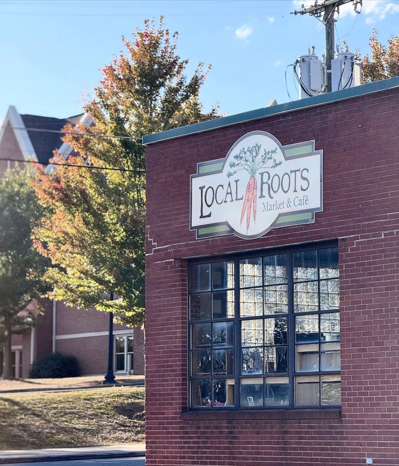 Local Roots Market & Café
