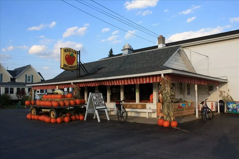 Verellen Orchards & Cider Mill