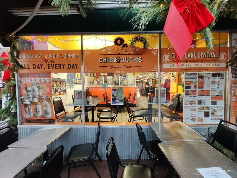 Chick and Ruth’s Delly (Annapolis)