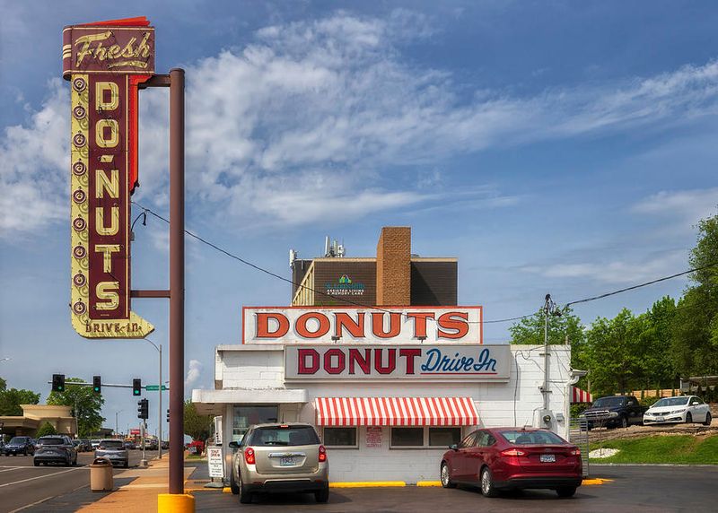Donut Drive-In