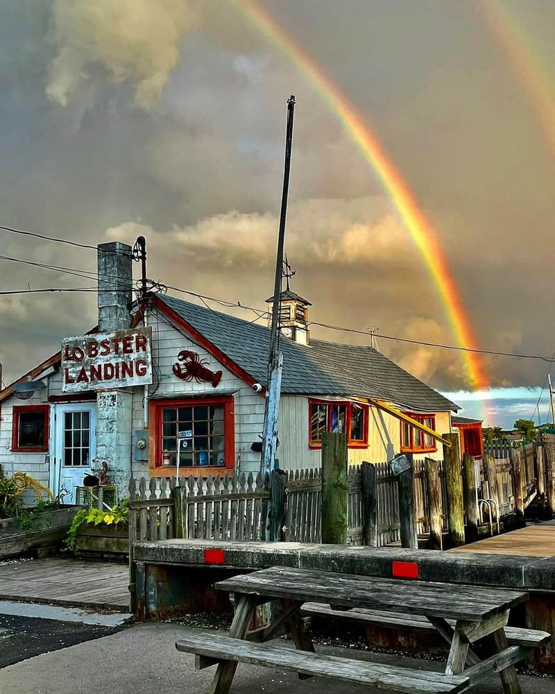 Lobster Landing — Clinton