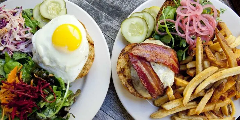 Farmhouse Tap & Grill (Burlington)