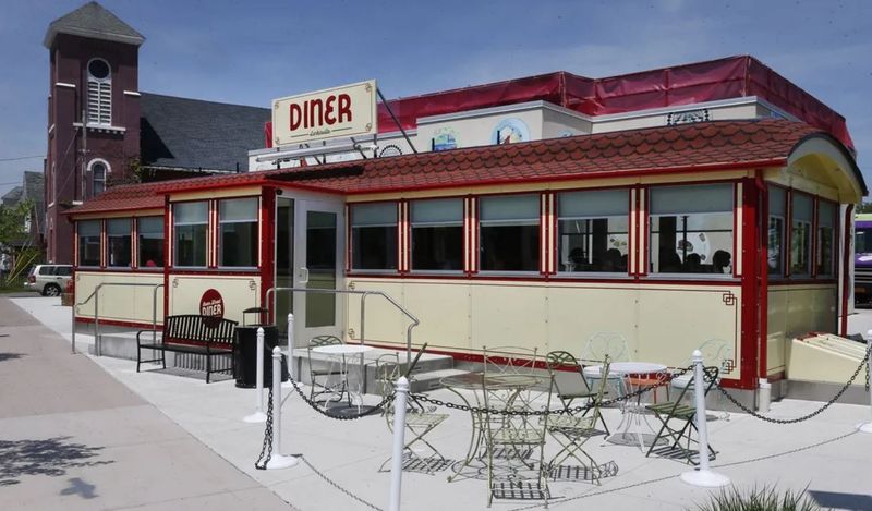 Swan Street Diner