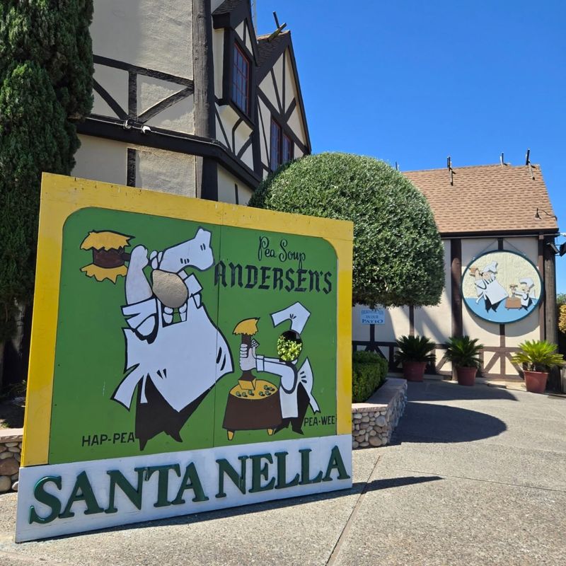 Pea Soup Andersen’s — Santa Nella / Buellton, CA