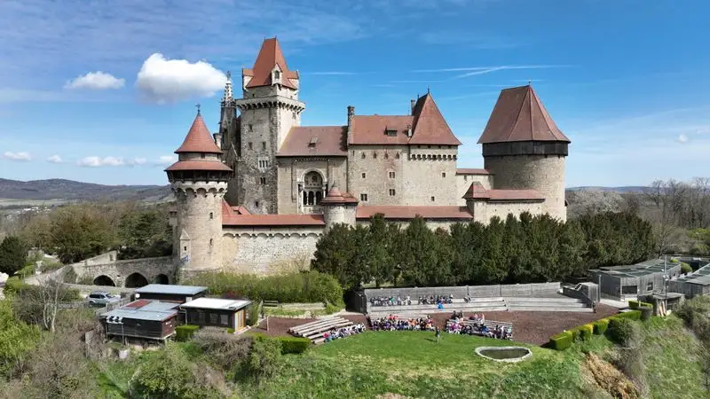Burg Kreuzenstein, Austria