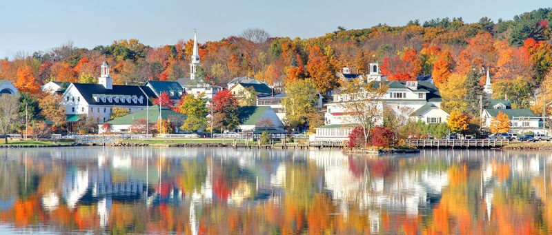 Lake Winnipesaukee Autumn Cruise, New Hampshire
