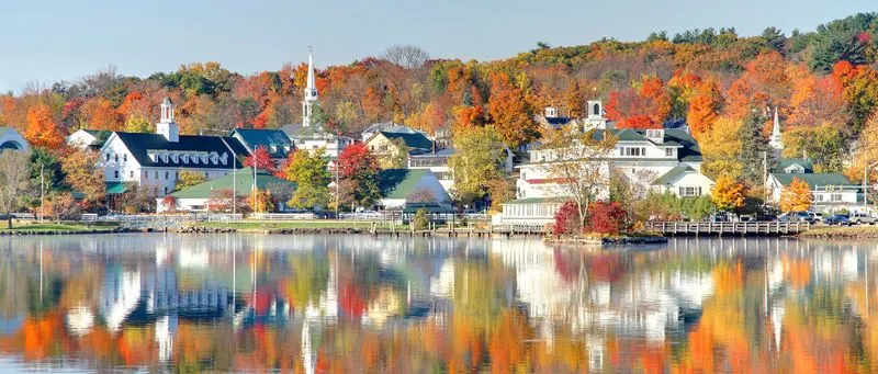 Lake Winnipesaukee Autumn Cruise, New Hampshire