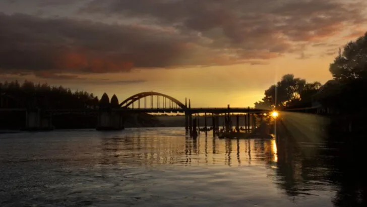 If you miss old-school Oregon, these 9 coastal towns still feel unchanged