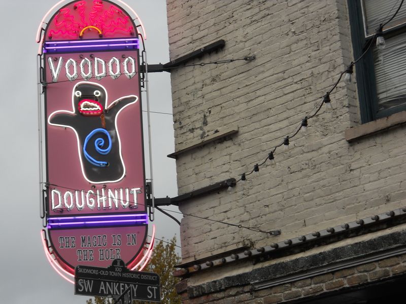 Overhyped: Voodoo Doughnut