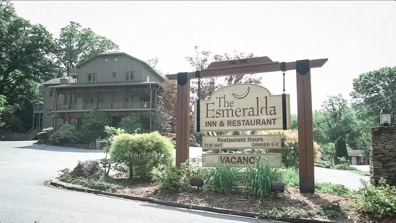 The Esmeralda Inn & Restaurant