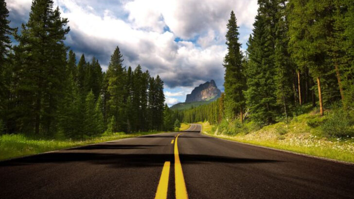 It’s Not the Full Travel Experience Until You’ve Driven These 10 Mountain Roads in the Rockies
