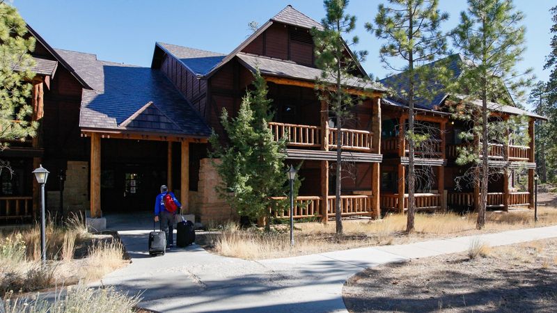 Sunset Lodge