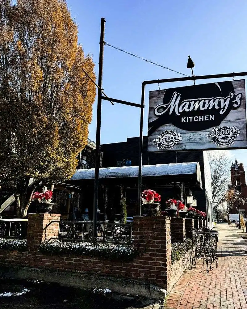 Mammy’s Kitchen & Bar