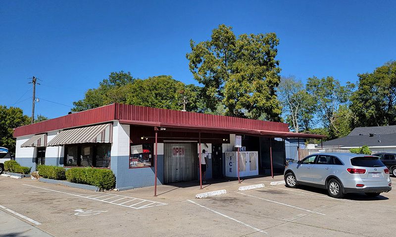 K Hall & Sons Produce – Little Rock