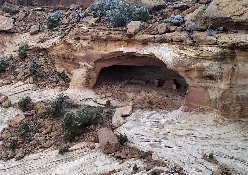 Massacre Cave Overlook