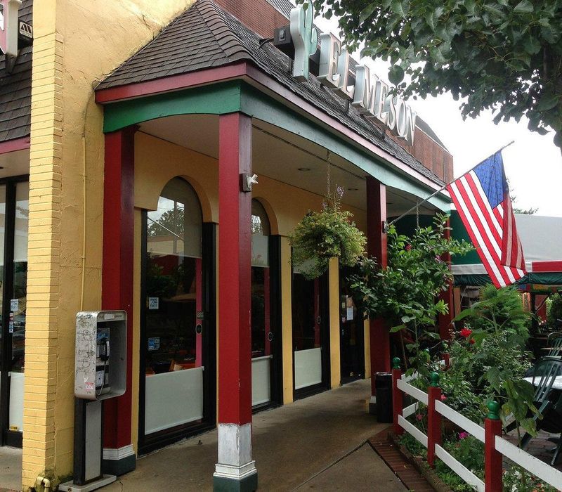 El Meson