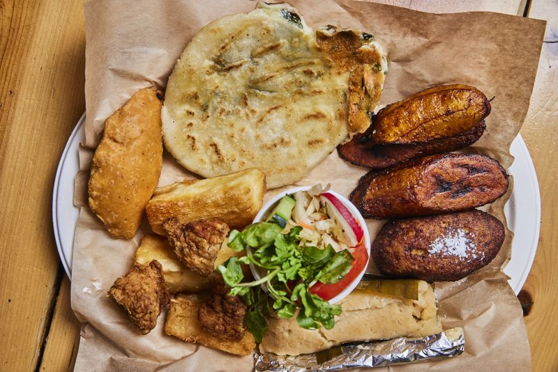 Los Molcajetes Restaurant